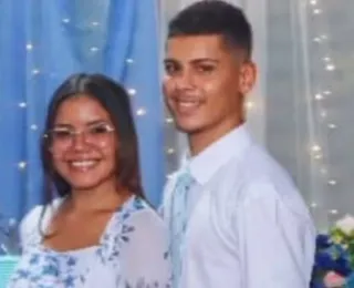 Casal de noivos morre em acidente entre motocicleta e carro na Bahia