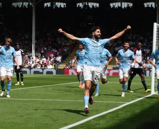 City goleia Fulham e assume a liderança provisória da Premier League