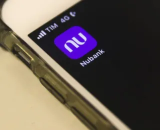 Nubank é detonada por deixar milhões de pessoas sem acesso ao salário