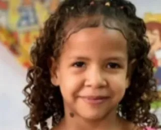 Criança de seis anos morre atropelada após atravessar rua na Bahia