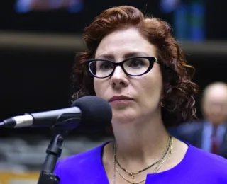 CCJ escolhe relator em processo de perda de mandato de Carla Zambelli