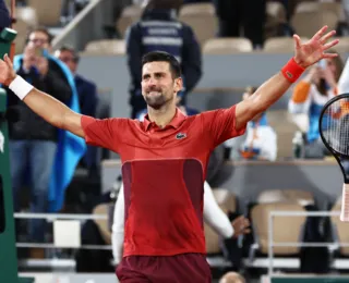 Djokovic vence Musetti e vai às oitavas de Roland Garros