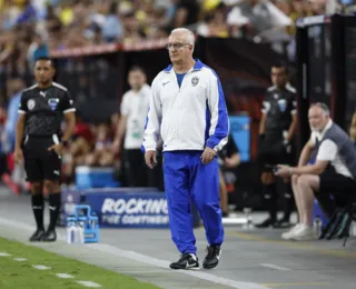 Dorival desabafa após críticas por postura antes dos pênaltis; entenda