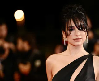 Dua Lipa e celebridades de Hollywood se levantam por Gaza