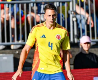 Dúvida? lateral volta a treinar na sexta-feira no CT Tricolor