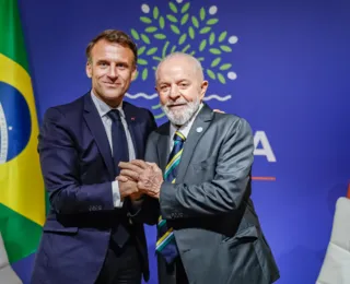 Em conversa com Macron, Lula relembra derrota da extrema-direita