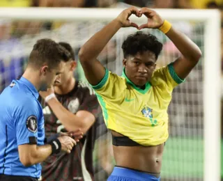 Aos 17 anos, Endrick iguala número de gols de Vini Jr. pela seleção