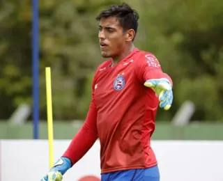 Ex-goleiro do Bahia anuncia afastamento dos gramados aos 27 anos - Imagem