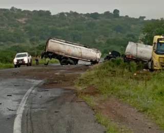 Grave acidente interdita BR-324 e não há previsão de liberação