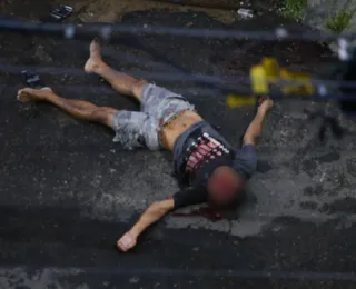 Homem é morto com tiros na cabeça em Itapuã