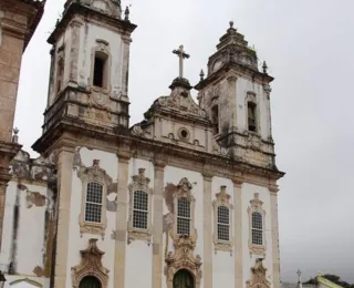 Igreja do Carmo começa a ser pintada; saiba detalhes