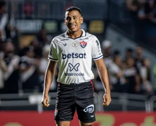 "Importante é pontuar", declara Zé Hugo após empate do Vitória