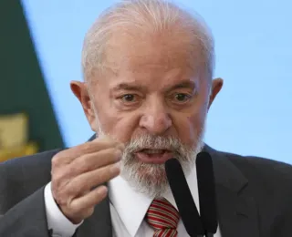 Lula conversa com Putin e defende negociação de paz com a Ucrânia