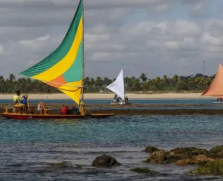 Marinha se posiciona sobre áreas afetadas por PEC das Praias