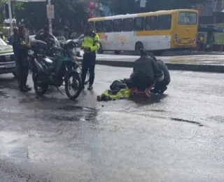 Motociclista fica ferido em acidente na Av. Suburbana