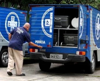 Mulher morre após cair em buraco de grãos de café na Bahia