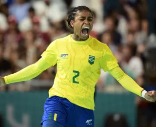 Na estreia do handebol feminino, Seleção Brasileira atropela a Espanha