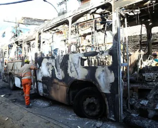 Ônibus incendiado: Justiça diz não haver "violência ou grave ameaça"