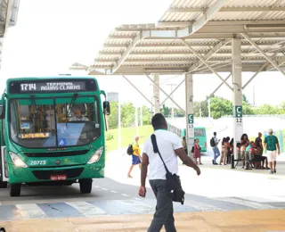 Ônibus param de cirular no fim de linha de Águas Claras e Arenoso