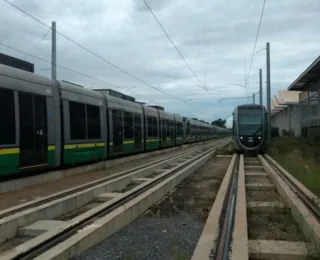 Prefeito de Cuiabá lamenta venda de trens do VLT: “Em perfeito estado”