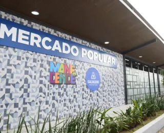 Prefeito entrega Mercado Popular, usina solar e unidades habitacionais