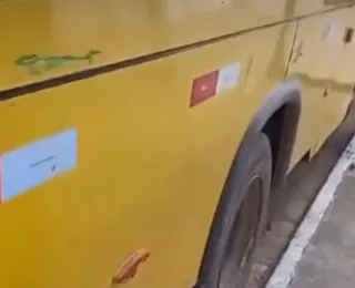 Prefeitura de Ipirá mantém ônibus escolar sucateado após denúncias