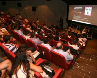 Rede de cinema anuncia gratuidade para estudantes e professores