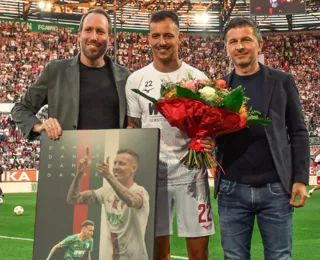 Reforço do Bahia, Iago recebe homenagem de clube europeu