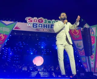 “Rei do arrocha”, Pablo arrasa corações no Parque de Exposições