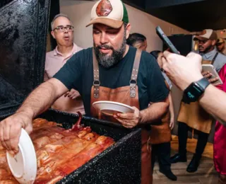 Restaurante realiza 1ª edição do Festival do Porco Inteiro em Salvador