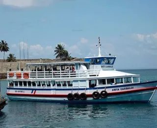 Vídeo: passageiro pula no mar durante travessia Salvador-Mar Grande