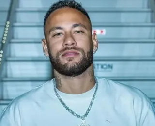 Suposta mãe de filho de Neymar pede apreensão do passaporte do jogador