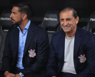 Técnico do Corinthians elogia Bahia e revela estratégia que deu certo