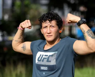 Virna Jandiroba sobe no ringue do UFC em busca do cinturão