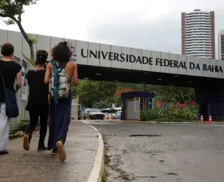 Virou lei: nascimento de filho estica prazo de curso do universitário