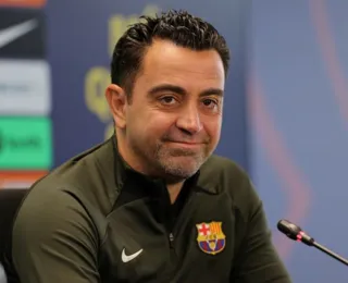 Xavi responde polêmica sobre pouca utilização de Vitor Roque