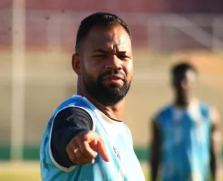 Zagueiro celebra primeira vitória da Juazeirense na Série D