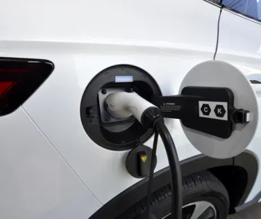 Alta dos combustíveis faz venda de carros elétricos crescer 146% no Brasil - Imagem