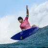 Em mar com poucas ondas, Medina perde na semifinal; Tati avança - Imagem