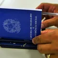 Taxa de desemprego sobe para 6,5% no trimestre encerrado em janeiro imagem