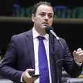 Deputado Glauber Braga é detido durante protesto na UERJ imagem