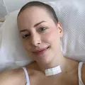 Filha de Roberto Justus faz nova cirurgia de remoção de nódulo imagem