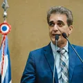 Robinson Almeida é eleito presidente da CCJ da Alba imagem