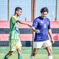 Sob olhares da mãe, Marcelo Sangalo entra em campo em copa sub-17 imagem