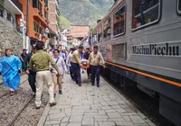 Acidente de ônibus deixa 30 turistas feridos em Machu Picchu