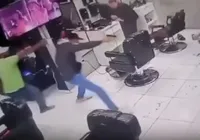 Barbeiro morto em 'fogo cruzado' sonhava em ser músico