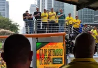 Bolsonaro chega para ato na Paulista contra Alexandre de Moraes