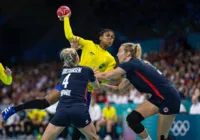 Brasil não consegue reagir e cai para Noruega no handebol feminino