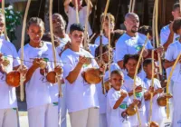 Capoeira: Praia do Forte recebe 10ª edição de batizado do Grupo Esporão