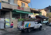 Casa onde funcionava mercado pega fogo na Fazenda Grande do Retiro